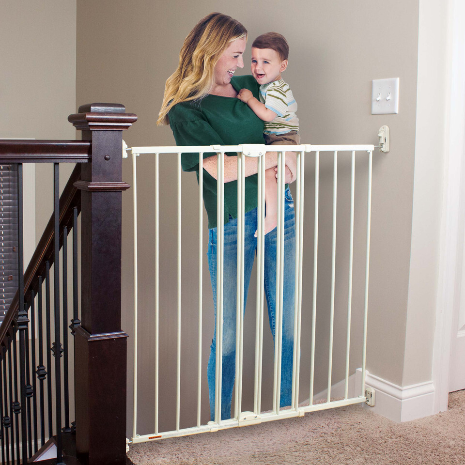 Tall Easy Swing & Lock Baby Gate
